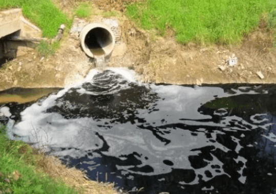 【震驚】終于找到解決廢水起泡的方法了，添加廢水處理消泡劑就可以了！