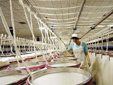 紡織印染起泡還不使用紡織印染消泡劑？是覺得紡織印染起泡的危害不夠大？