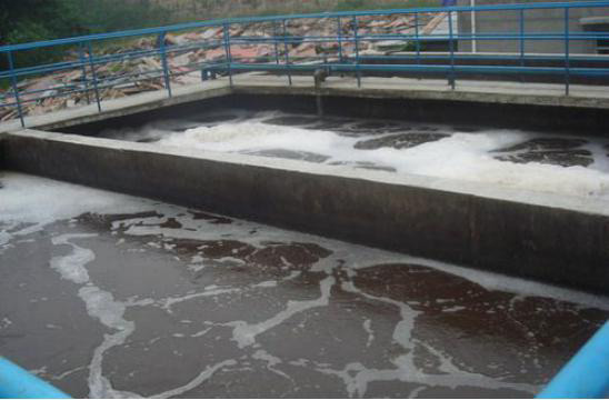 水處理中使用水處理消泡劑，還你一個(gè)綠色~健康的環(huán)境！