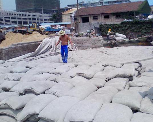 水泥砂漿起泡的那一瞬間讓你感覺到水泥砂漿消泡劑的重要性！