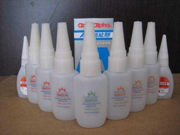 裱紙膠水消泡劑能治理裱紙膠水起泡的問題，你必須服！