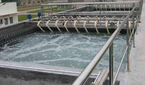 原來是沒用電鍍水處理消泡劑，難怪泡沫如此猖狂！