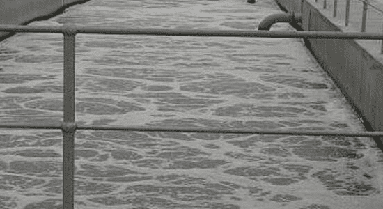 污水池用消泡劑對(duì)泡沫甚是厭惡