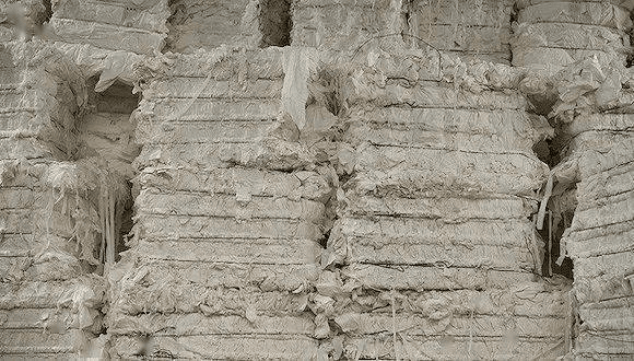 造紙產(chǎn)生的泡沫不難消 因為我有造紙消泡劑