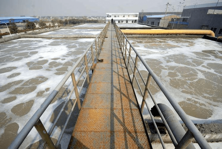 中聯(lián)邦水處理消泡劑：電廠廢水消泡的利器