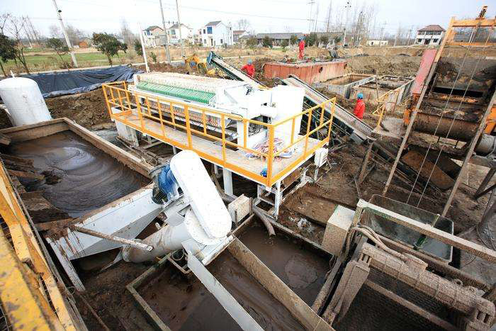 鉆井液.jpg 鉆井液.jpg